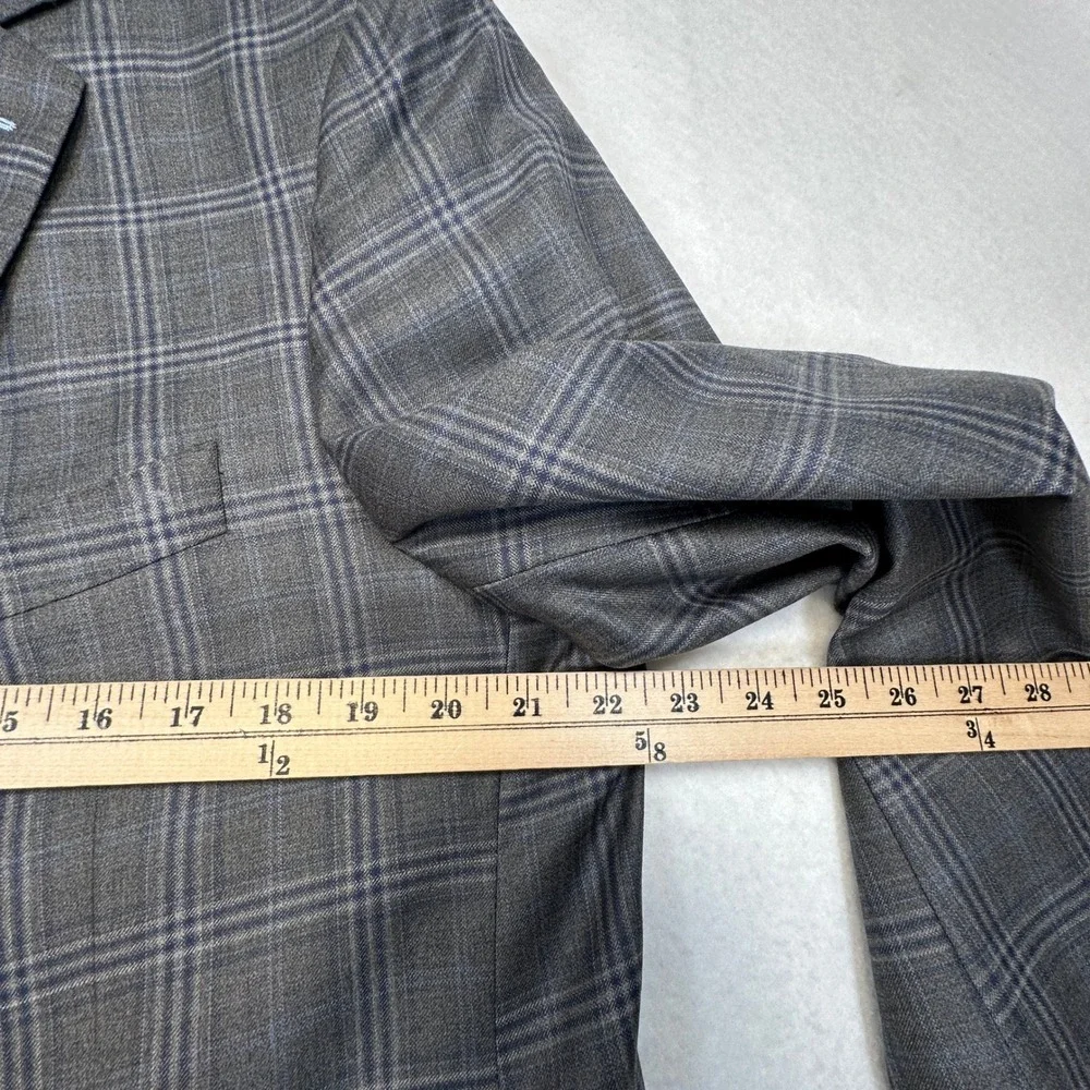 J.Hilburn Sport Coat Mens 43R Grey Blue Glen Plaid 100% Wool European Fit Blazer